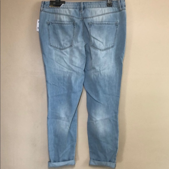 OG Charlotte Russe • ripped jeans - Picture 3 of 5